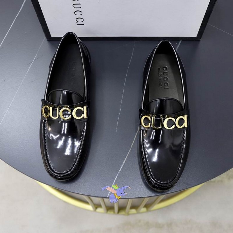 Gucci Men's Shoes 810